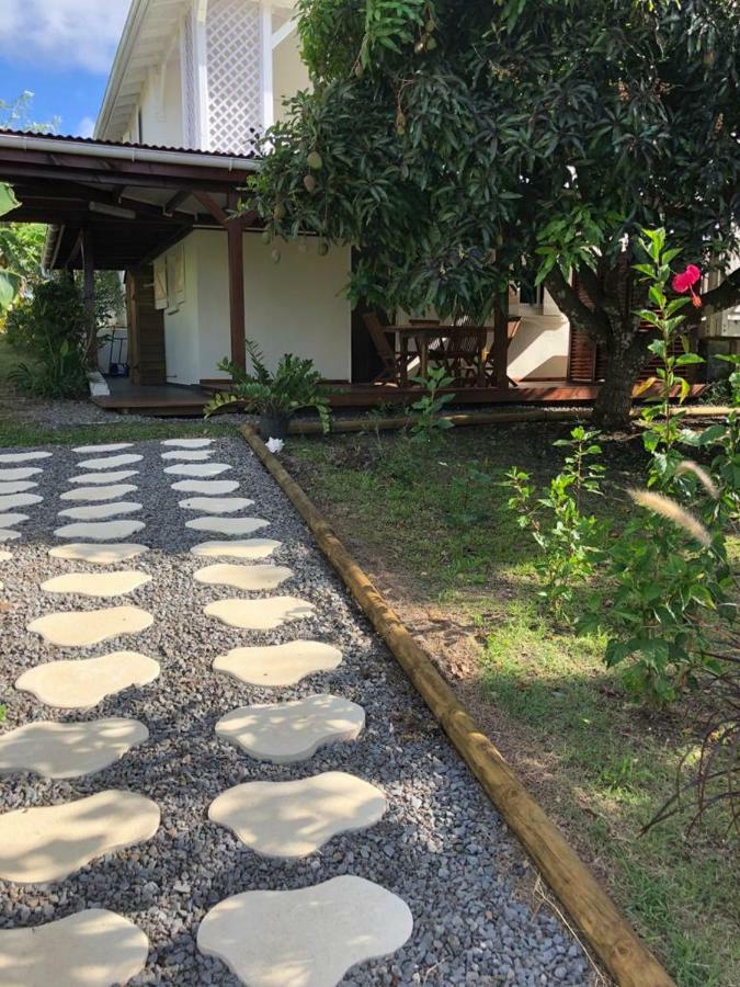 Ferienwohnung La Tourterelle De Neron Le Moule Exterior foto